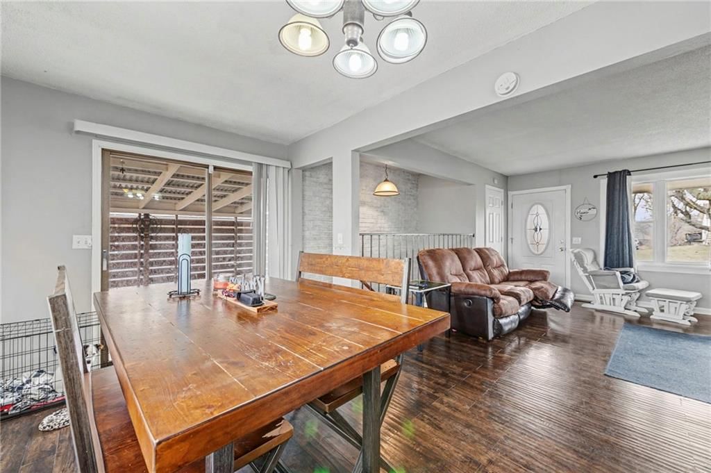 418 W Moss Street — photo 7