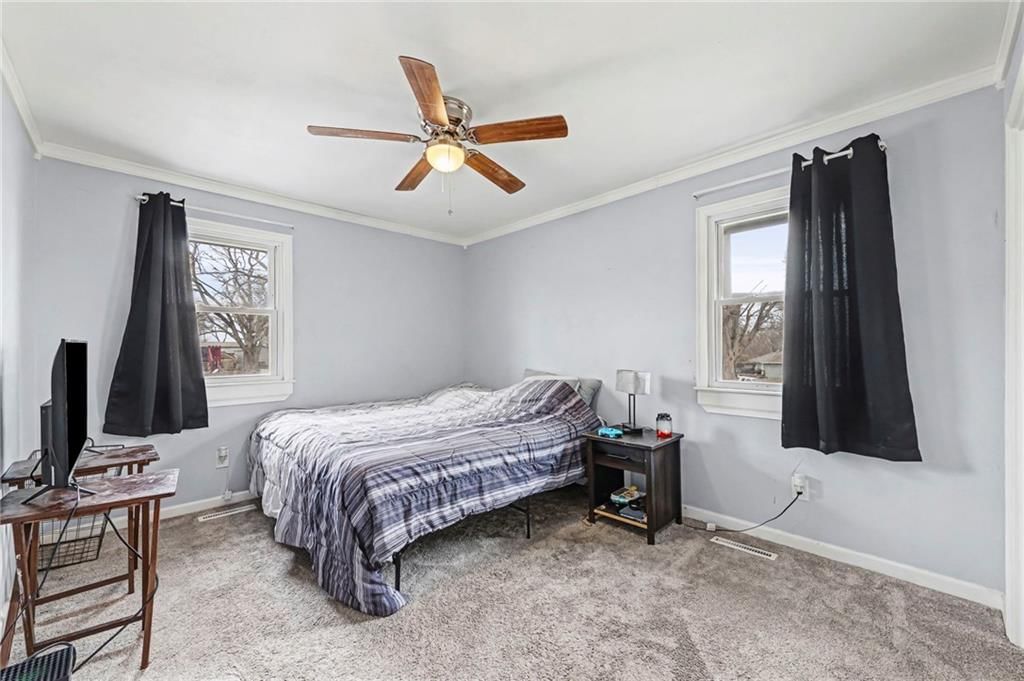 418 W Moss Street — photo 13