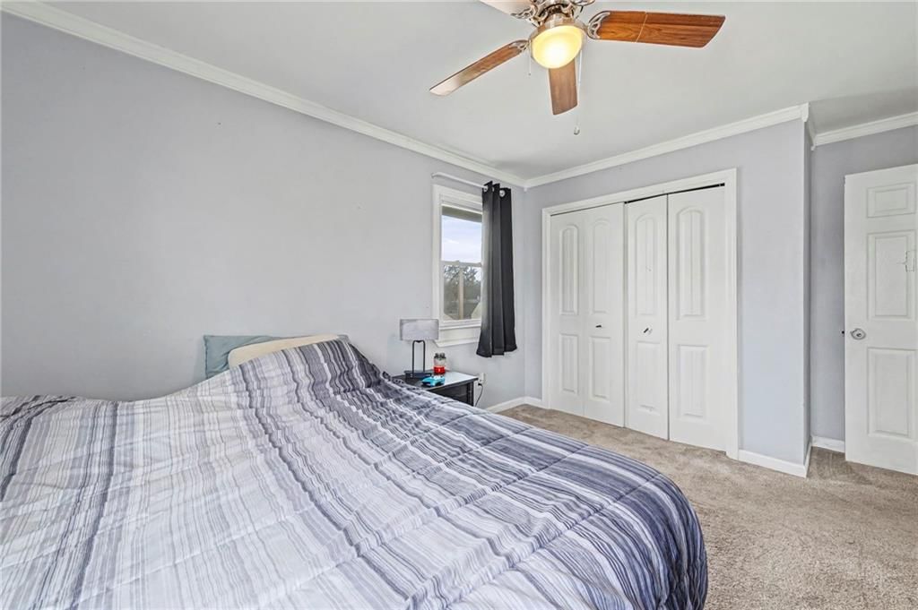 418 W Moss Street — photo 14