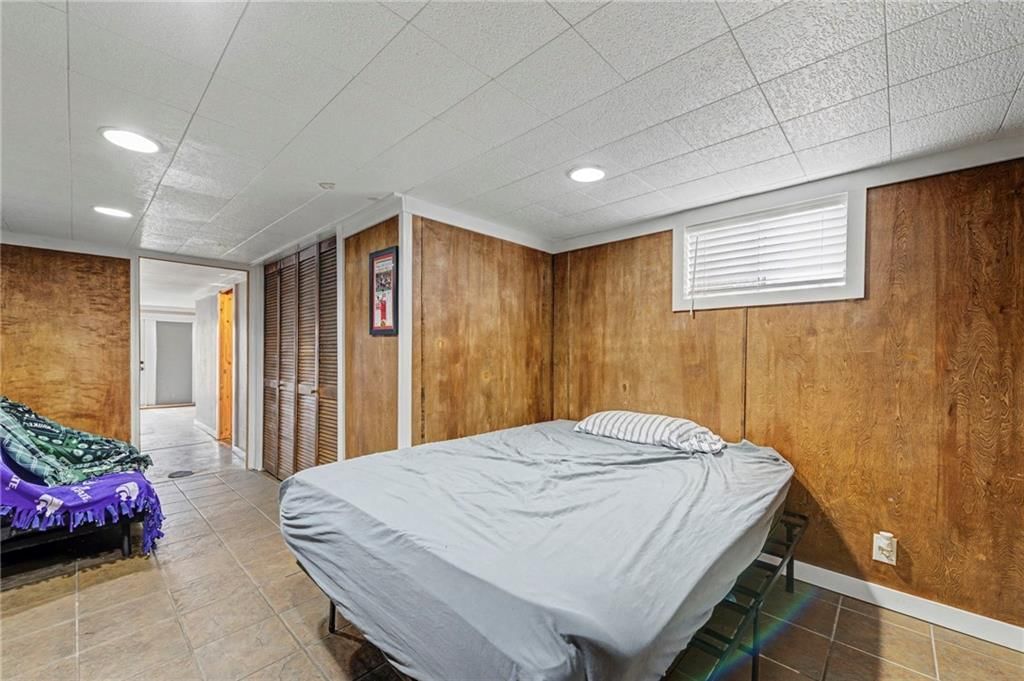 418 W Moss Street — photo 24
