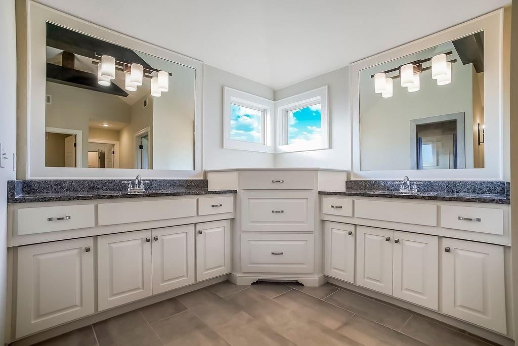 12310 W 163rd Terrace — photo 32