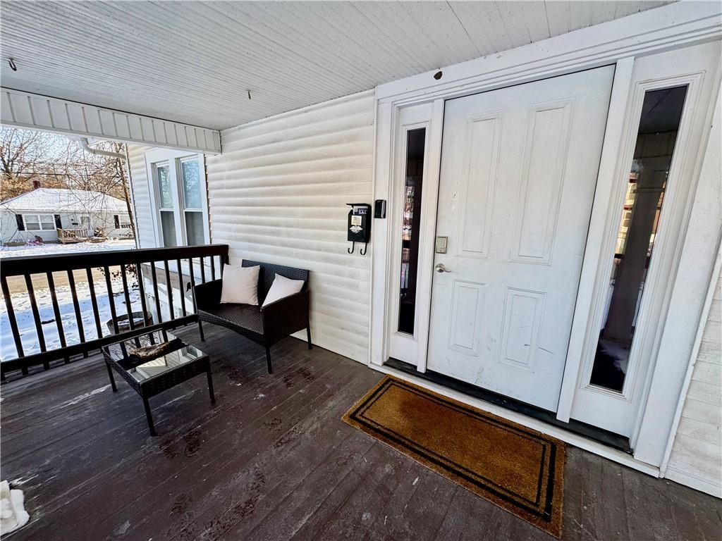618 SE Miller Street — photo 2