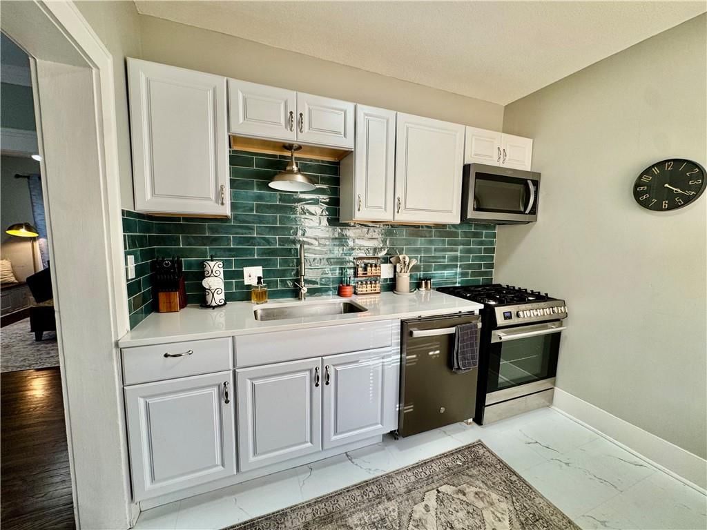 618 SE Miller Street — photo 8