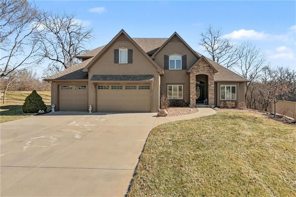 15321 N Bales Road, Smithville, MO