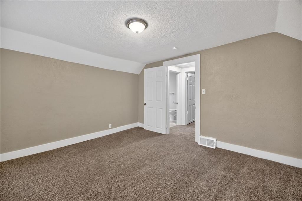 1212 N Spring Street — photo 8