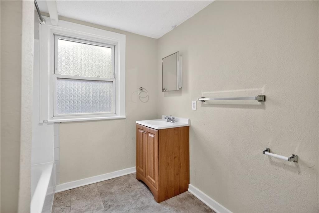 1212 N Spring Street — photo 25