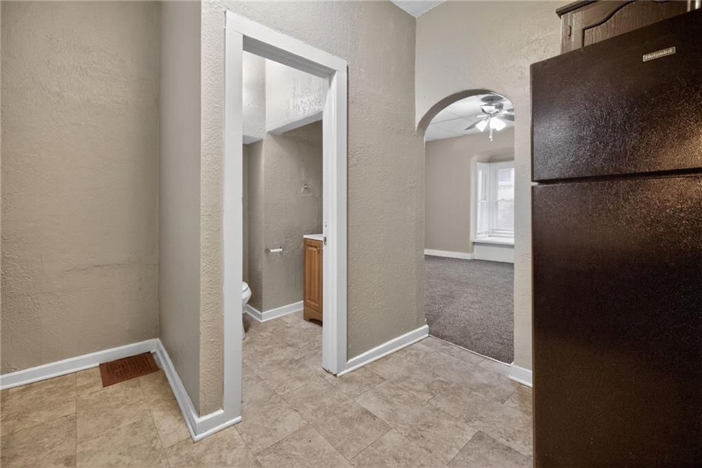 1212 N Spring Street — photo 32