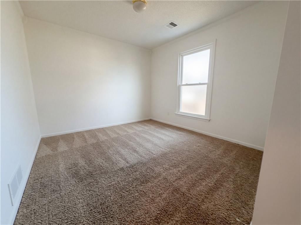 2644 W Centre Street — photo 14