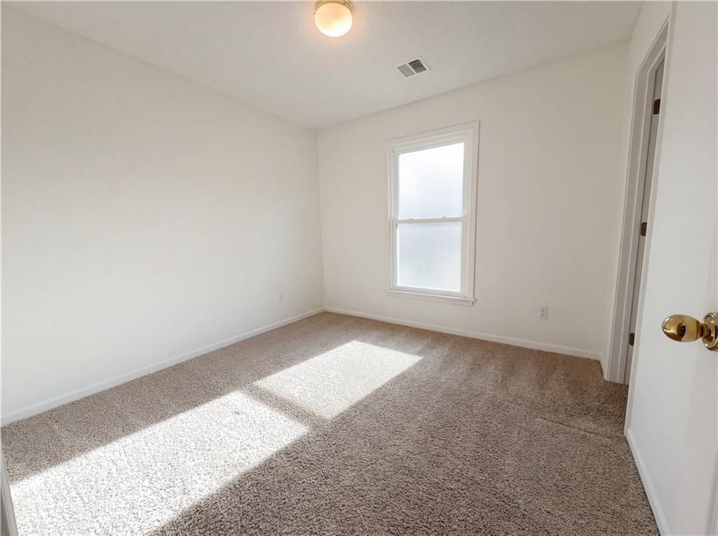 2644 W Centre Street — photo 18