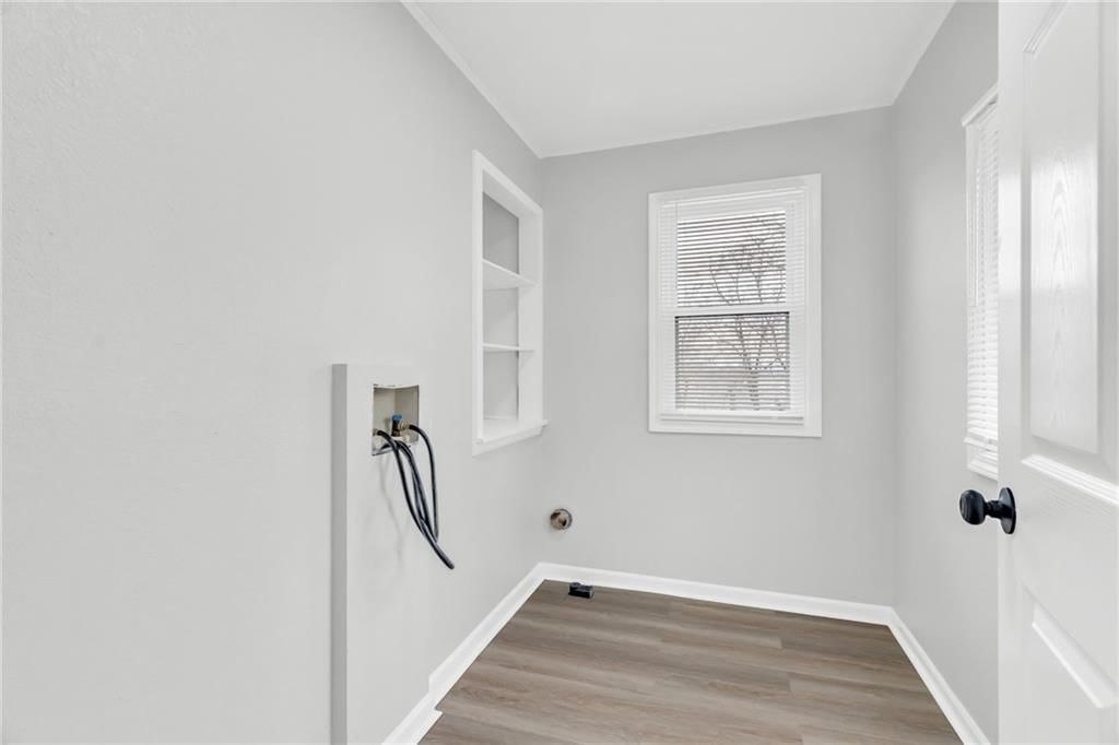 115 W 1st Street — photo 17