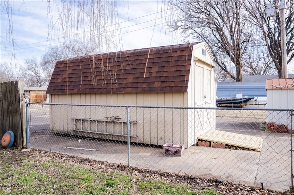 518 N Lincoln Street — photo 19