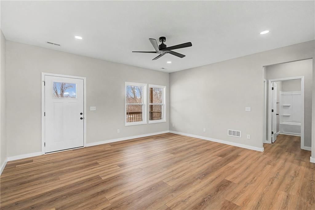 1415 N Thornton Lane — photo 4