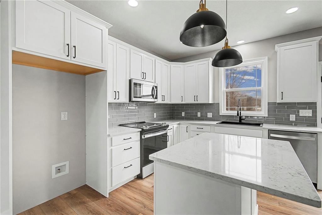 1415 N Thornton Lane — photo 12