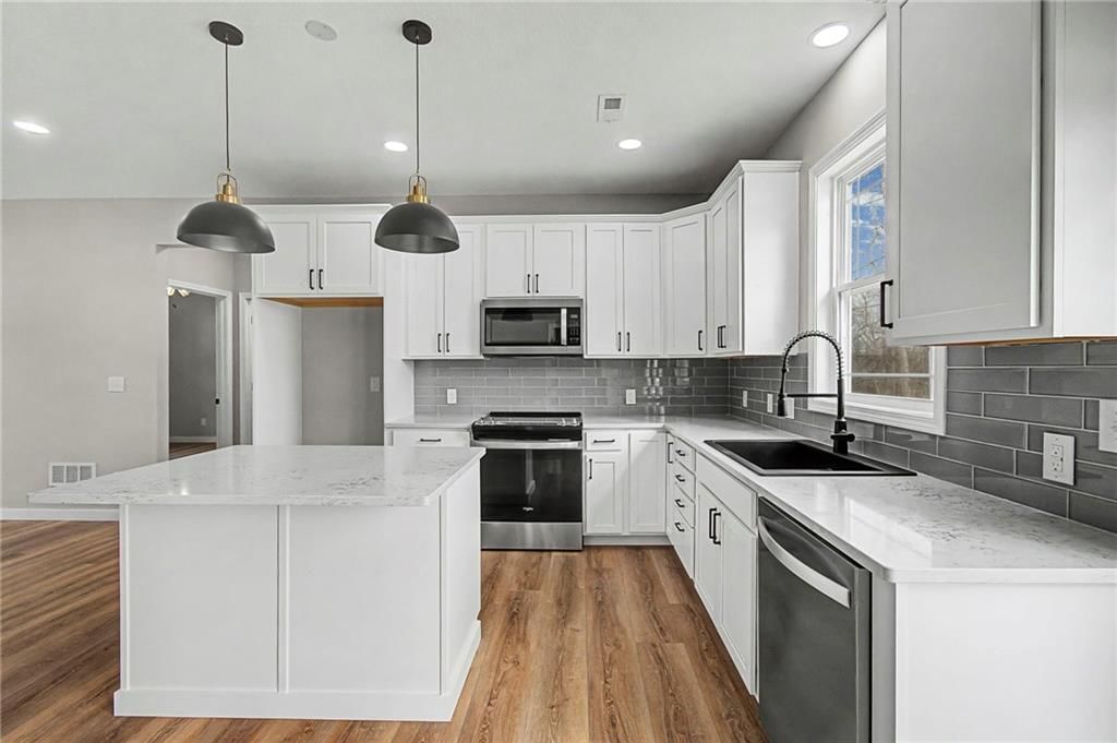 1415 N Thornton Lane — photo 13