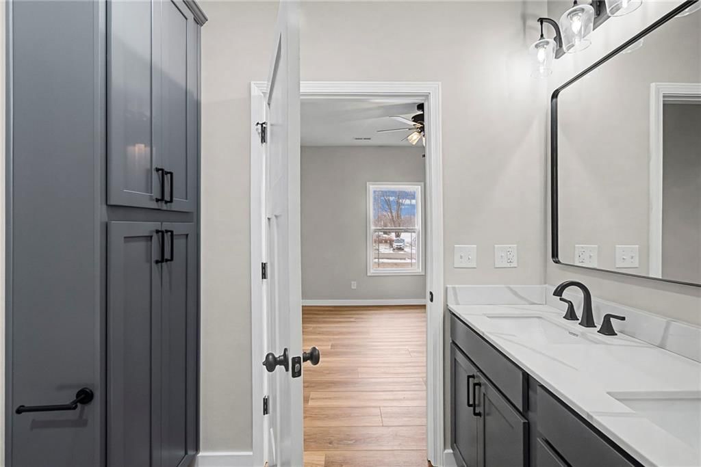 1415 N Thornton Lane — photo 19