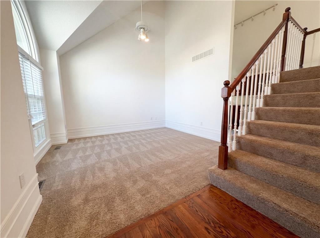 9029 W 127th Terrace — photo 8