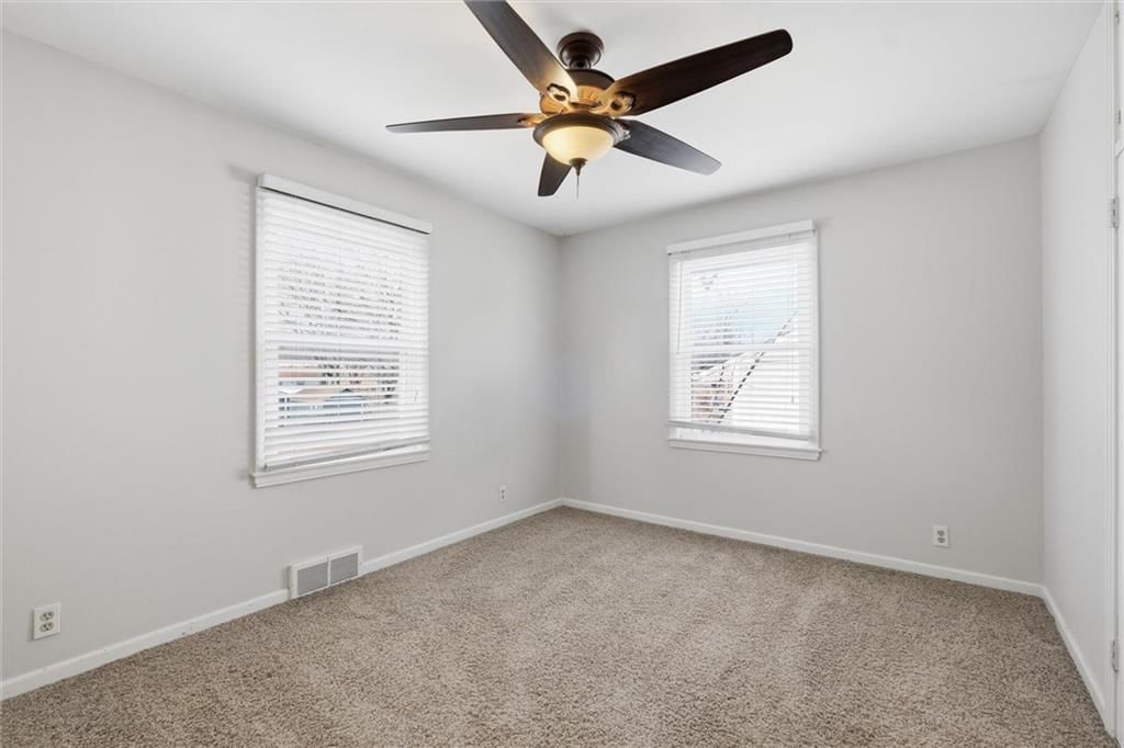 8431 DOUGLAS Avenue — photo 19