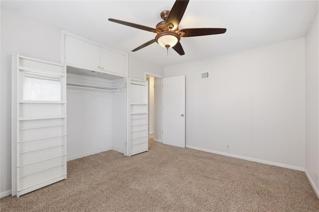 8431 DOUGLAS Avenue — photo 20