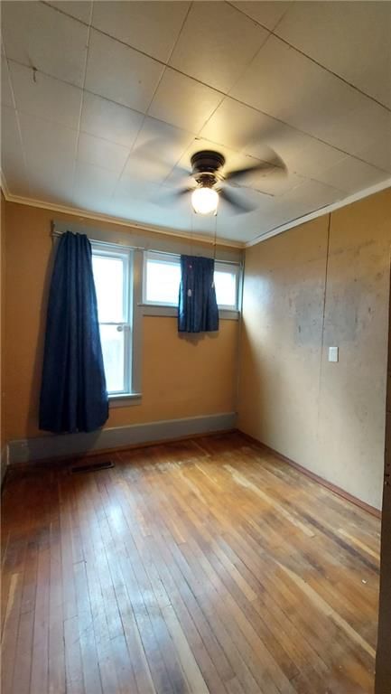 304 N Miles Street — photo 14