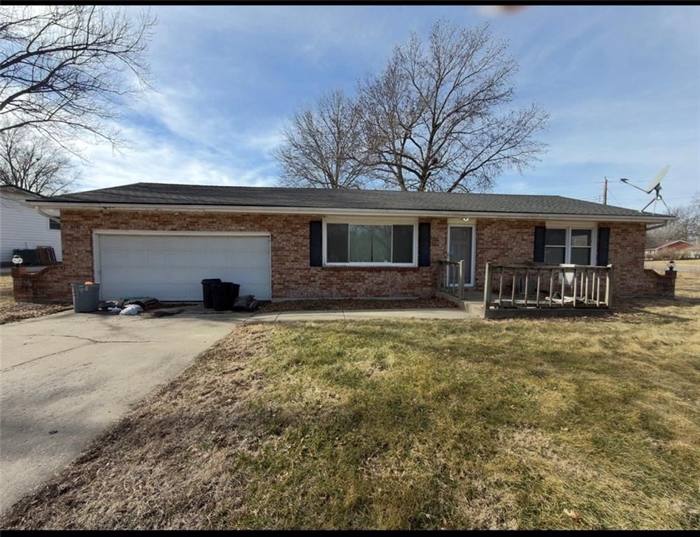 700 Kay Drive, Lathrop, MO