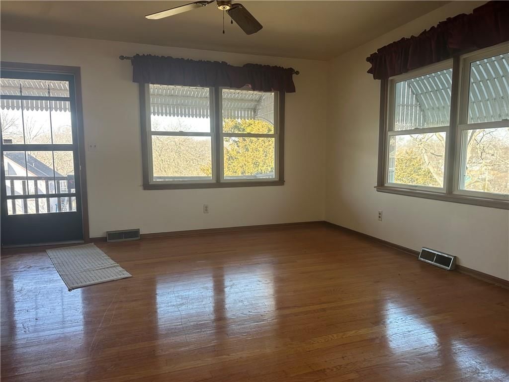 2511 S Evanston Avenue — photo 4