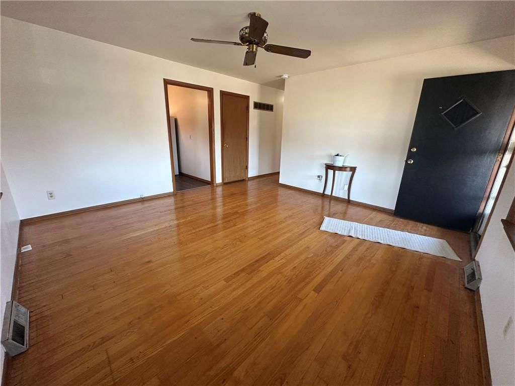 2511 S Evanston Avenue — photo 7