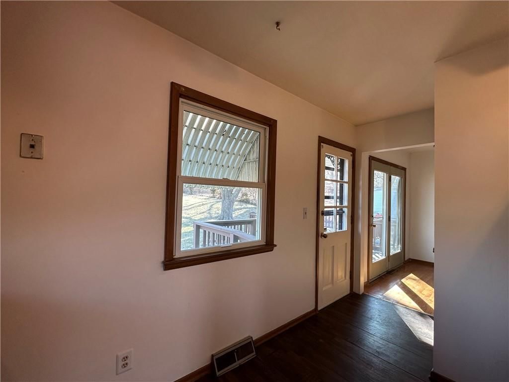 2511 S Evanston Avenue — photo 14