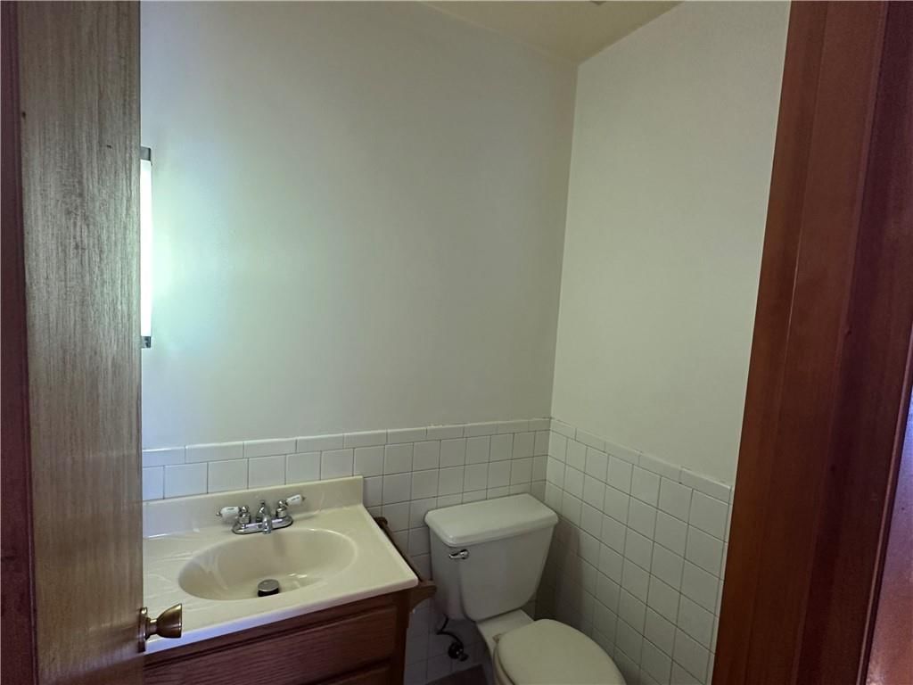 2511 S Evanston Avenue — photo 19