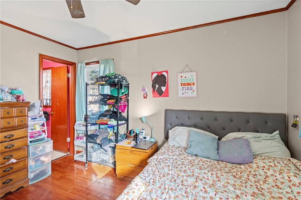 308 W 9th Street — photo 14