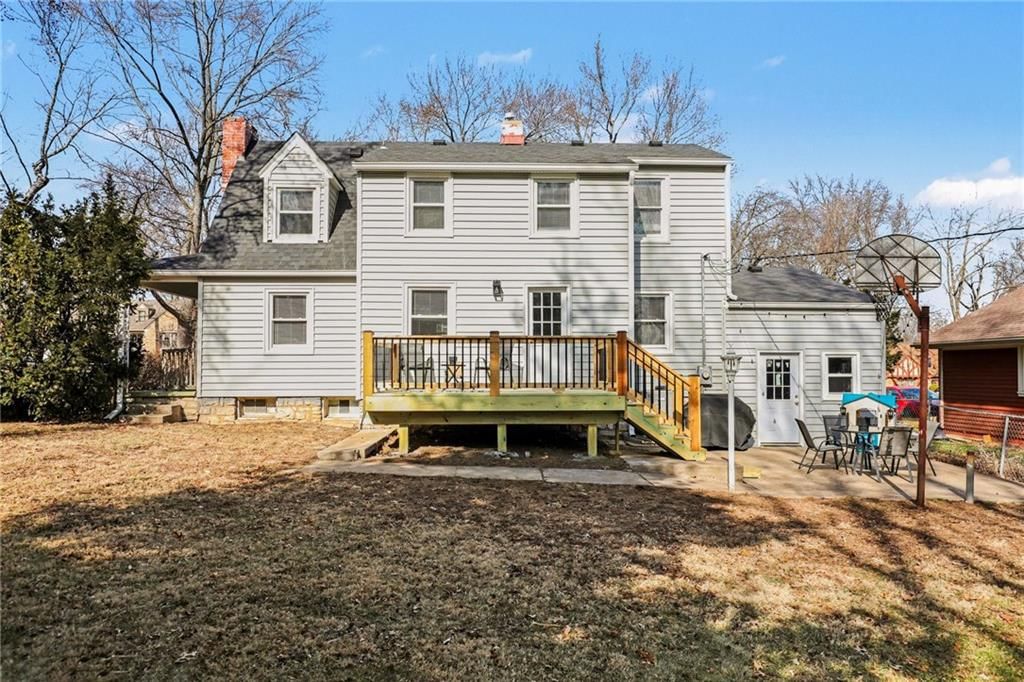 921 MANOR Road — photo 22