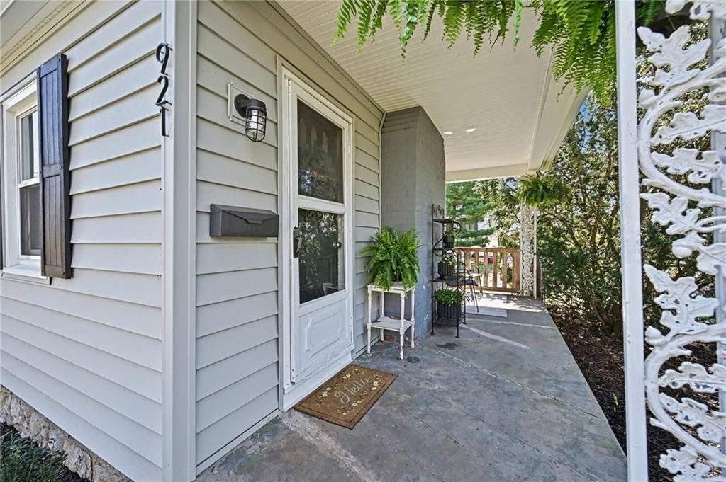 921 MANOR Road — photo 26