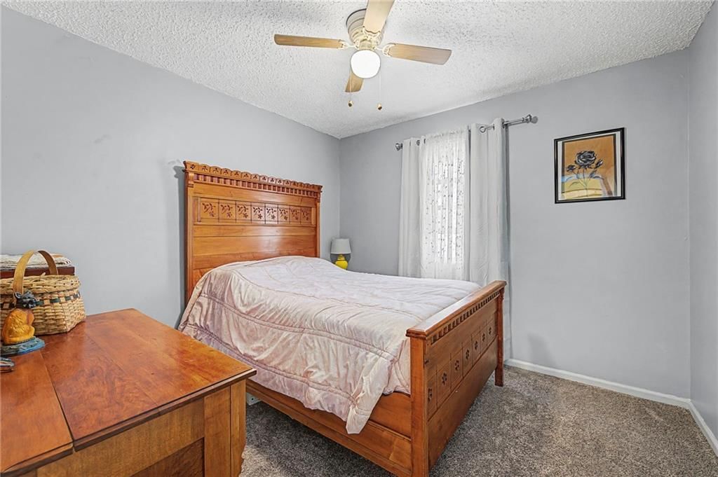 325 Matthews Lane — photo 21