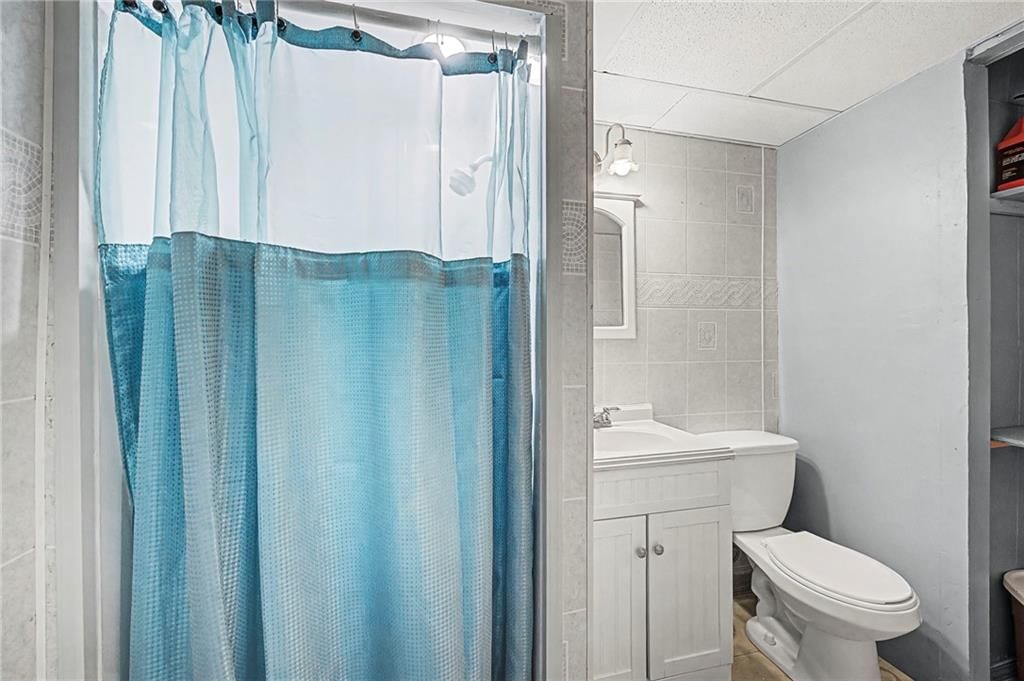 325 Matthews Lane — photo 26
