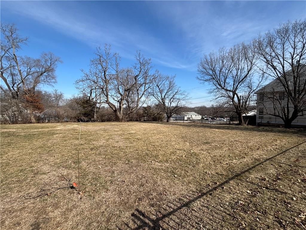 512 E Santa Fe Trail — photo 3