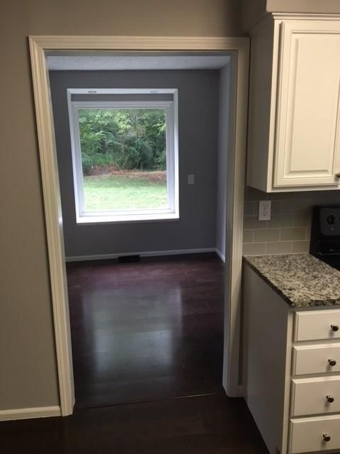 5912 W 75th Street — photo 9