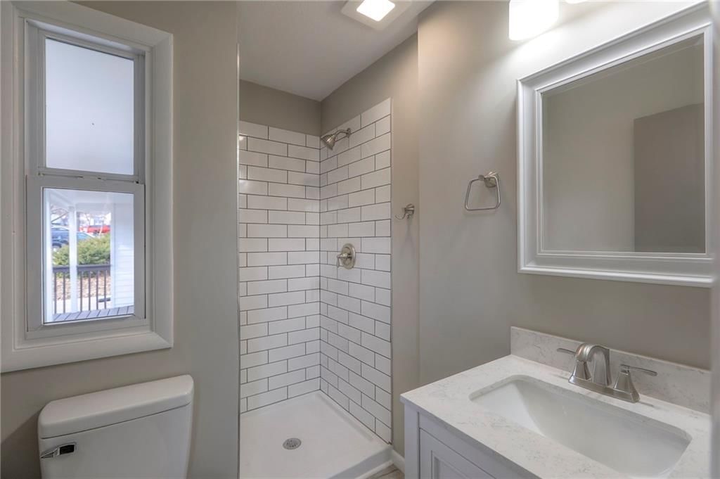 3303 N Mccoy Street — photo 16