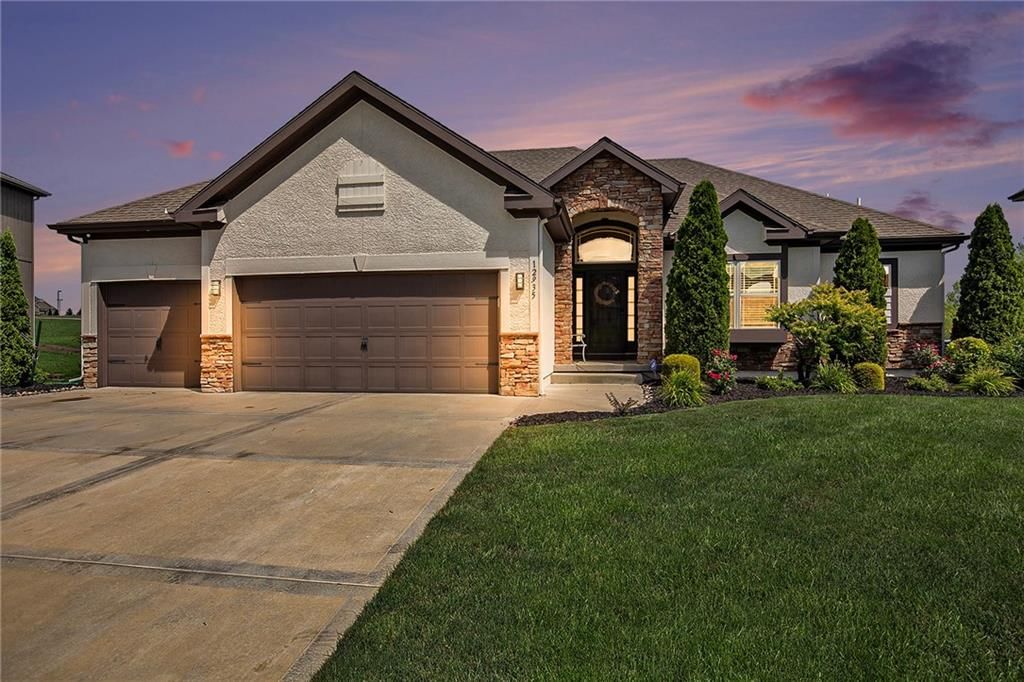 12935 N Bayberry Street — photo 2