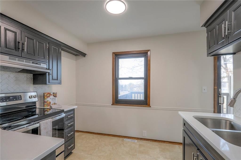 468 W 104th Street — photo 12