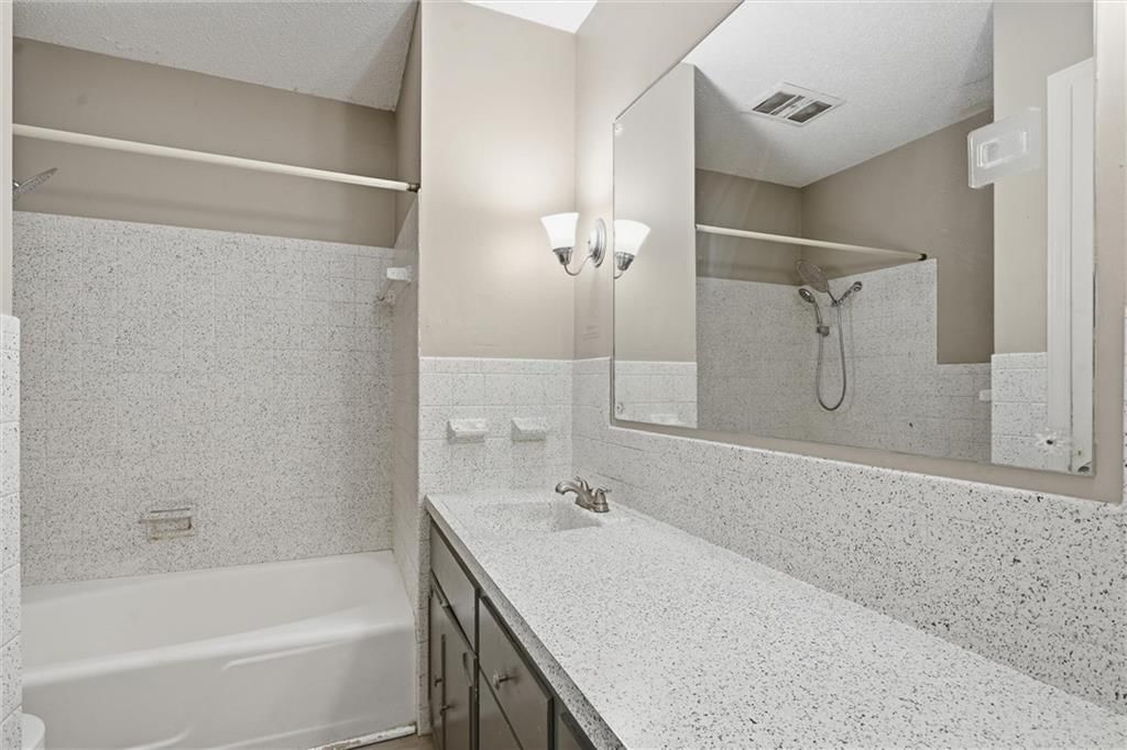 8705 E 83rd Terrace — photo 11