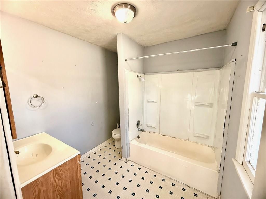 301 N 13th Street — photo 9