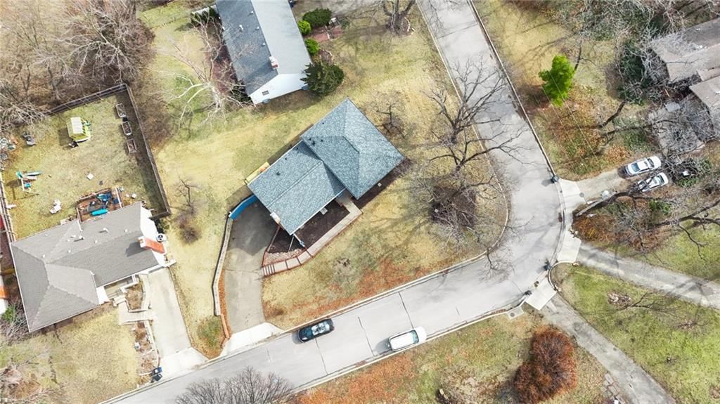 2124 Terrace Road — photo 48