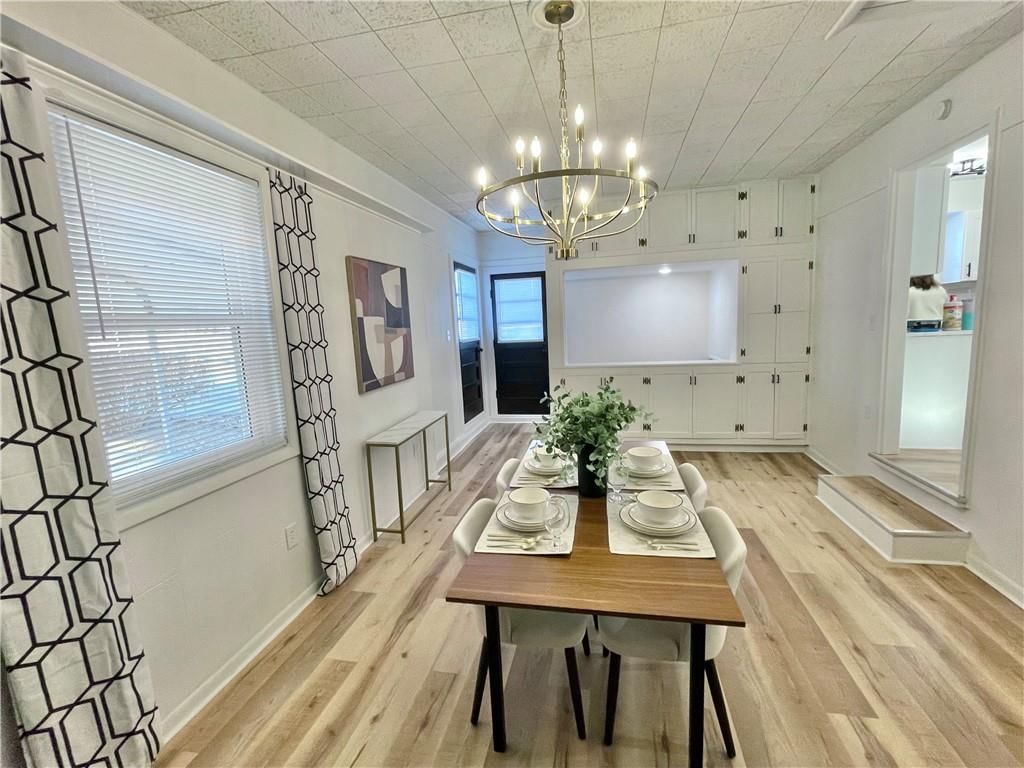 3301 S Vermont Avenue — photo 10