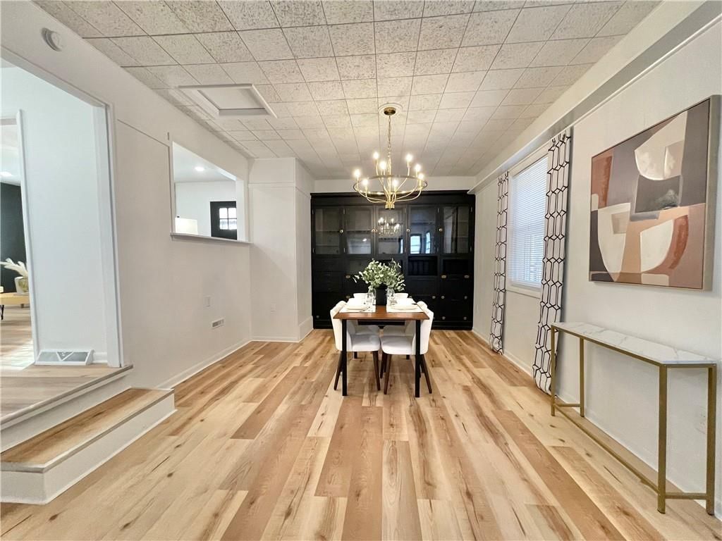 3301 S Vermont Avenue — photo 11