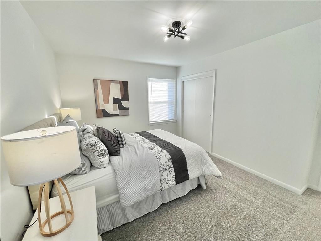 3301 S Vermont Avenue — photo 14