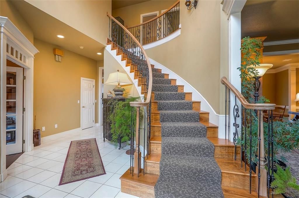 4512 Ironhorse Drive — photo 4