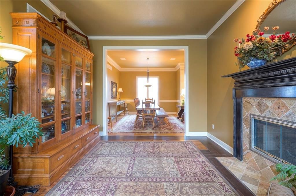 4512 Ironhorse Drive — photo 6