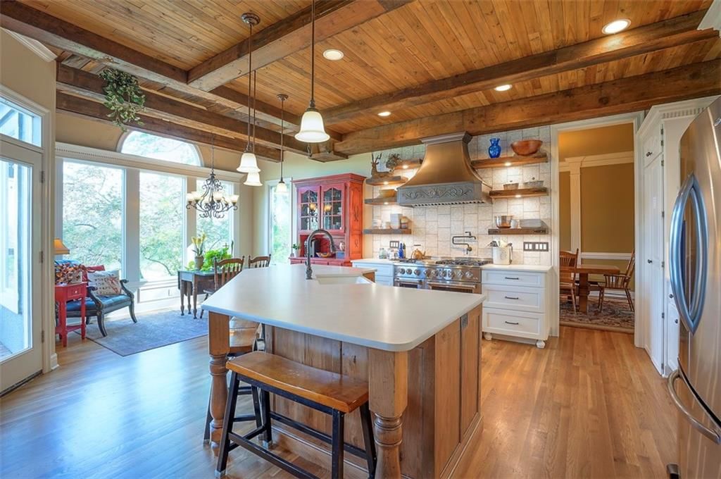 4512 Ironhorse Drive — photo 11