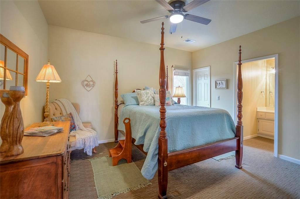 4512 Ironhorse Drive — photo 19