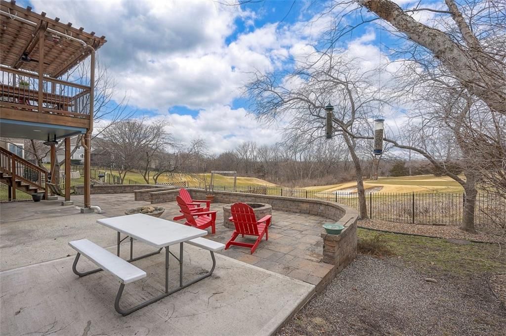 4512 Ironhorse Drive — photo 28