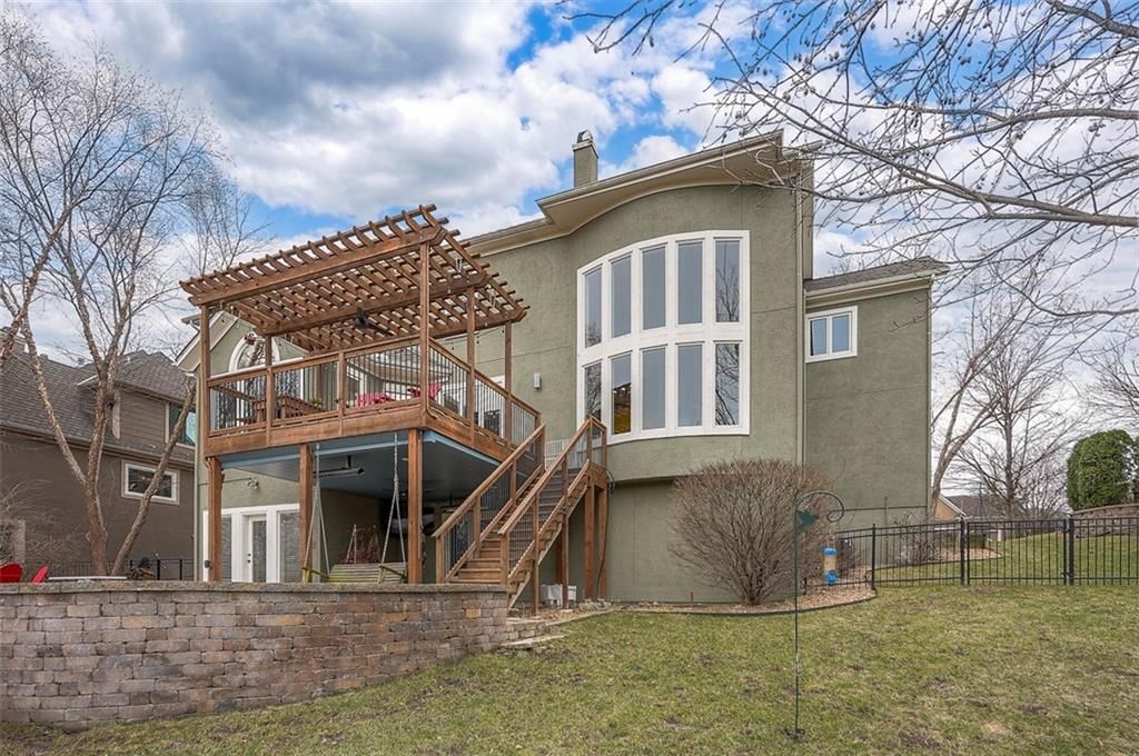 4512 Ironhorse Drive — photo 31